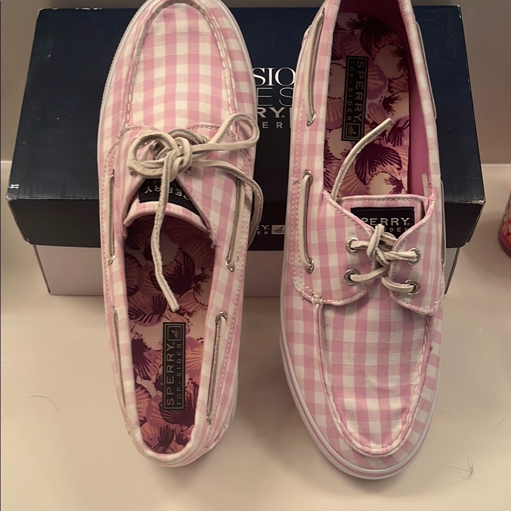 Sperry Women's Pink Plaid Boat Shoes